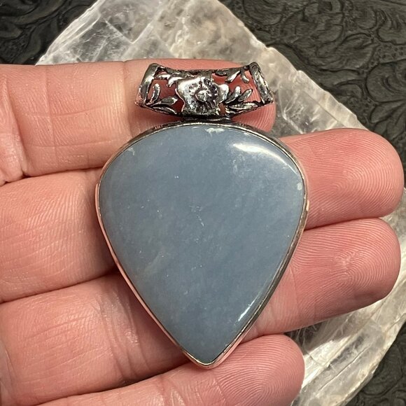Angelite Anhydrite Angel Stone Pendant Stone Crystal Jewelry - Picture 1 of 7